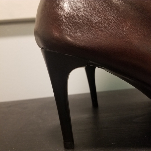 Boots - Picture 5 of 10